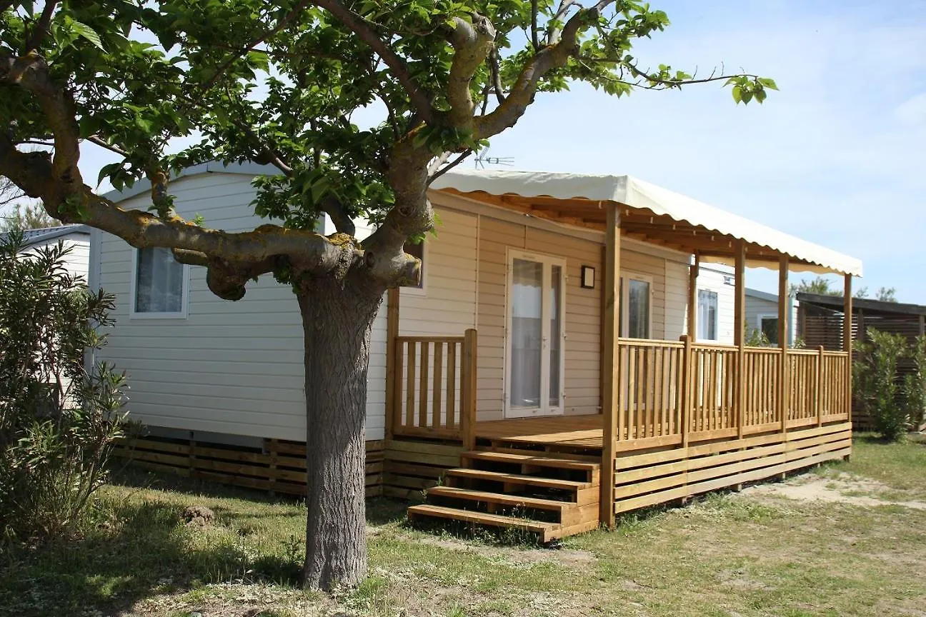 Campsite Camping Le Clos Du Rhone Saintes-Maries-de-la-Mer